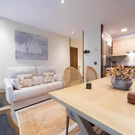 Playa De Lux * Luanco